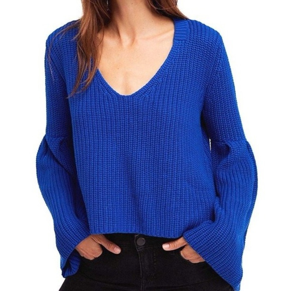 NWT Free People Damsel Royal Blue Chunky Bell Sleeve V-Neck Ribbed Sweater M